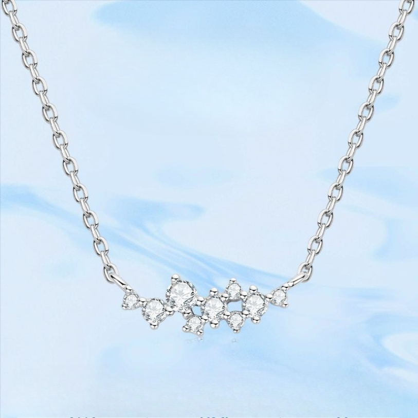 Starry Cluster D Color VVS1 Moissanite S925 Designer Necklace