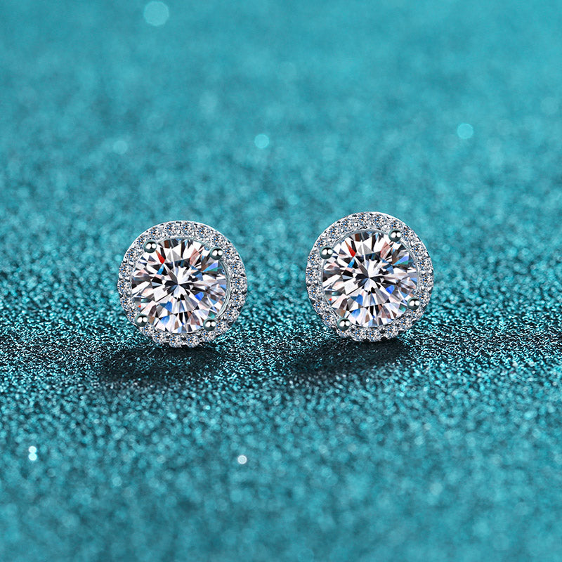 Round Cut Halo 0.5 / 1 Carat Moissanite 3-Piece S925 Jewelry Set (Stud Earrings and Necklace)