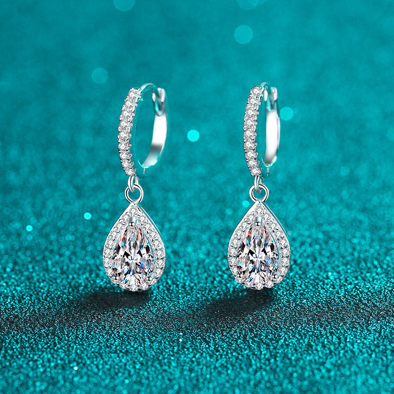 Pendientes colgantes con cierre de palanca S925 chapados en platino y diamantes de moissanita de 1 quilate con halo de talla pera