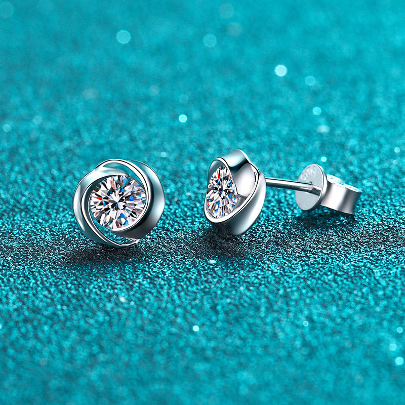 Crossover Round Cut 0.5 Carat Moissanite  S925 Stud Earrings
