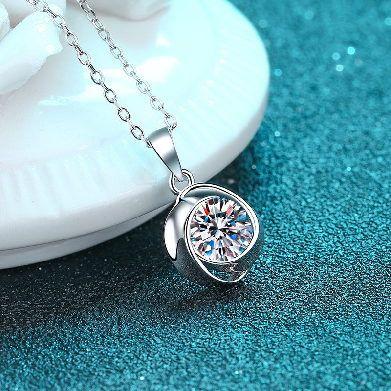 Crossover Round Cut 1 Carat Moissanite Diamond S925 Pendant Necklace