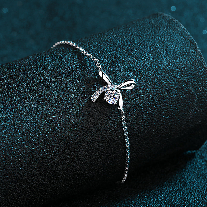 Ribbon Round Cut 0.3 Carat Moissanite Diamond S925 Bracelet