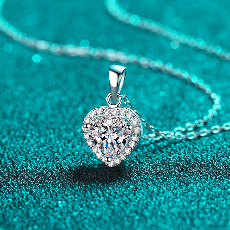 Heart-Shaped Halo 1 Carat Moissanite Pendant Platinum-Plated S925 Necklace