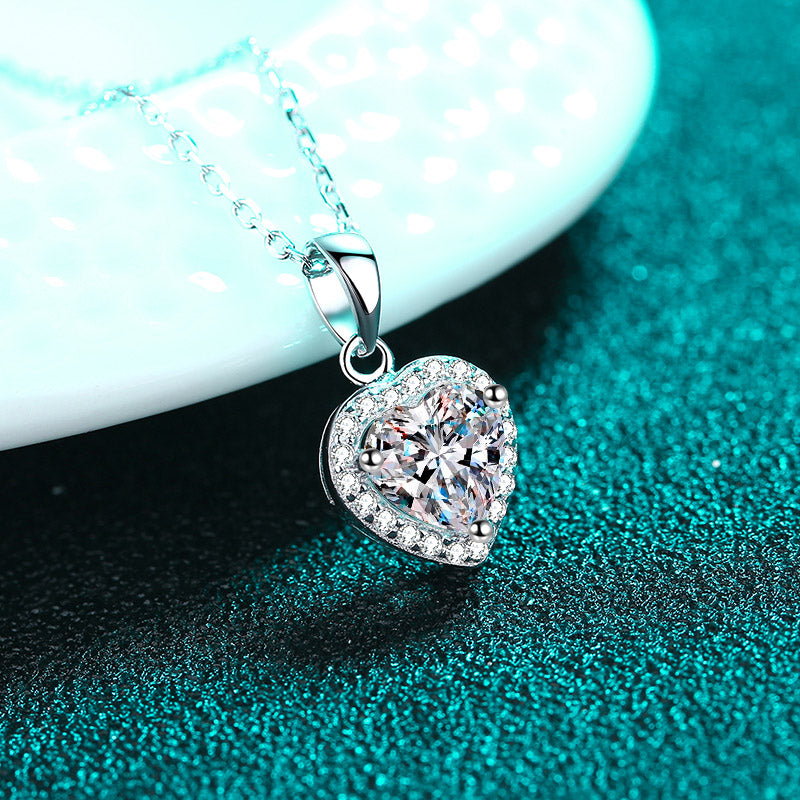 Heart-Shaped Halo 1 Carat Moissanite Pendant Platinum-Plated S925 Necklace