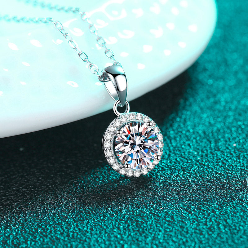 Round Cut Halo 1 Carat Moissanite Pendant Platinum-Plated S925 Necklace