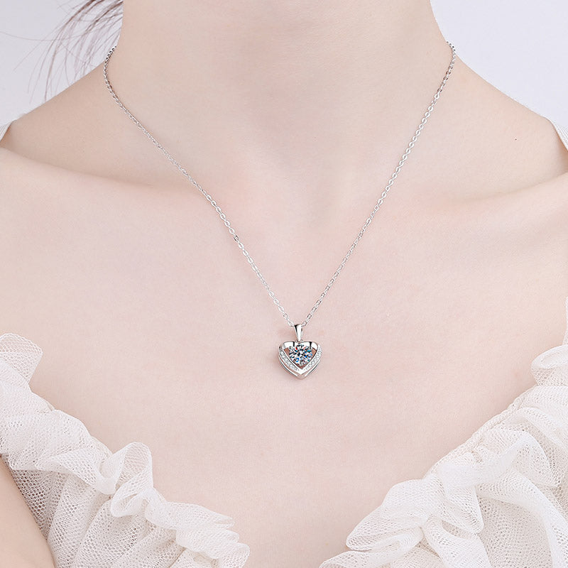 Classic Pave Heart Round Cut 1 Carat Moissanite S925 Pendant Necklace