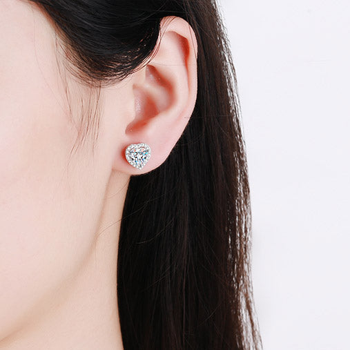 Venus Halo Heart-Shaped Moissanite Stud Earrings — Moisza