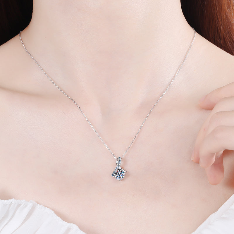 Twisted Ribbon Round Cut 0.5 / 1 Carat Moissanite Diamond S925 Pavé Pendant Necklace