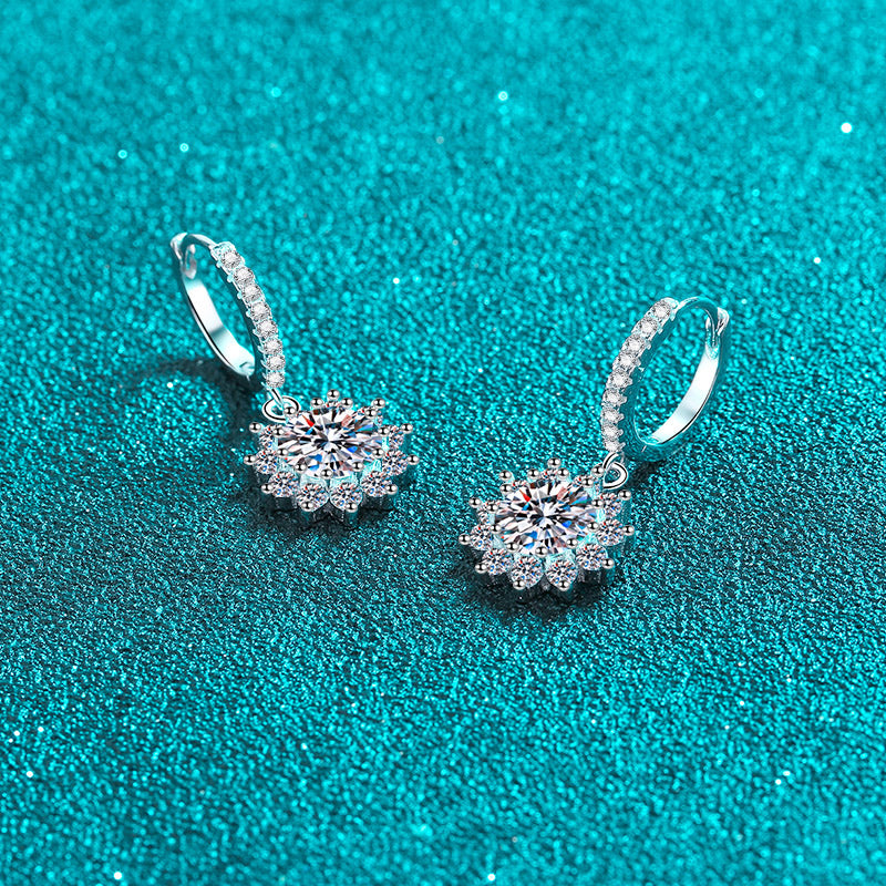 0,5/1 Karat Moissanit-Diamant im Sonnenblumen-Rundschliff, platiniert, S925-Pavé, Leverback-Ohrhänger