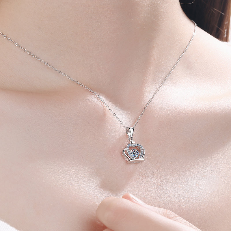 Vivid Crown 0.3/0.5 Carat Moissanite S925 Pavé Dancing Necklace