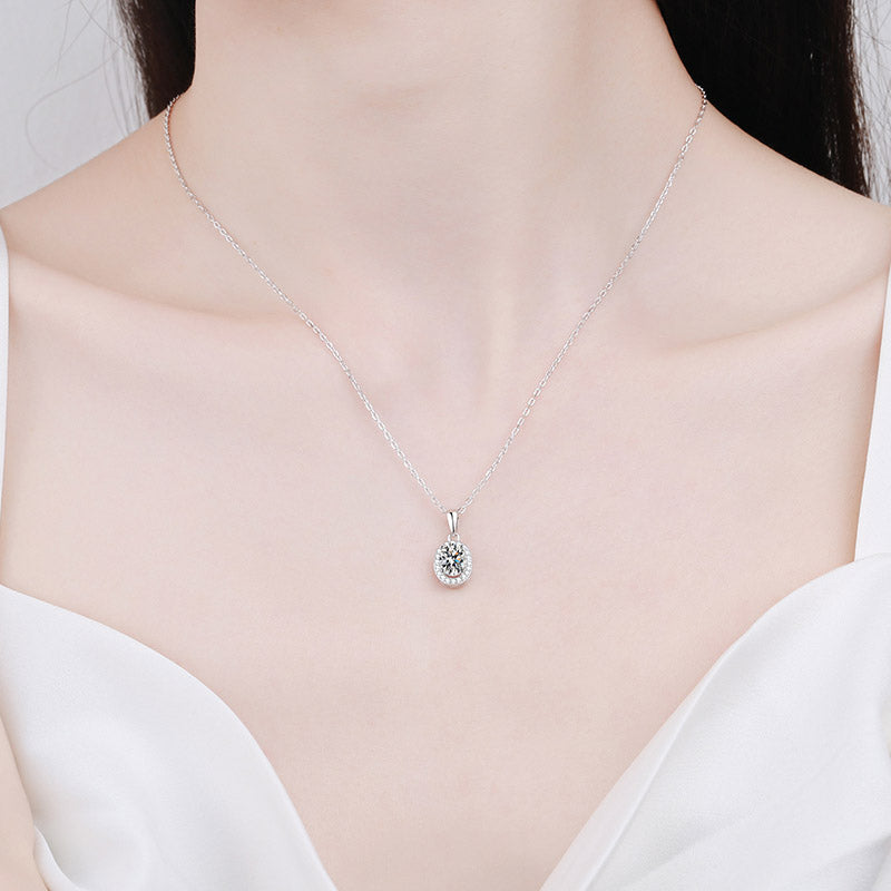 Oval Cut Halo 1 Carat Moissanite Pendant Platinum-Plated S925 Necklace