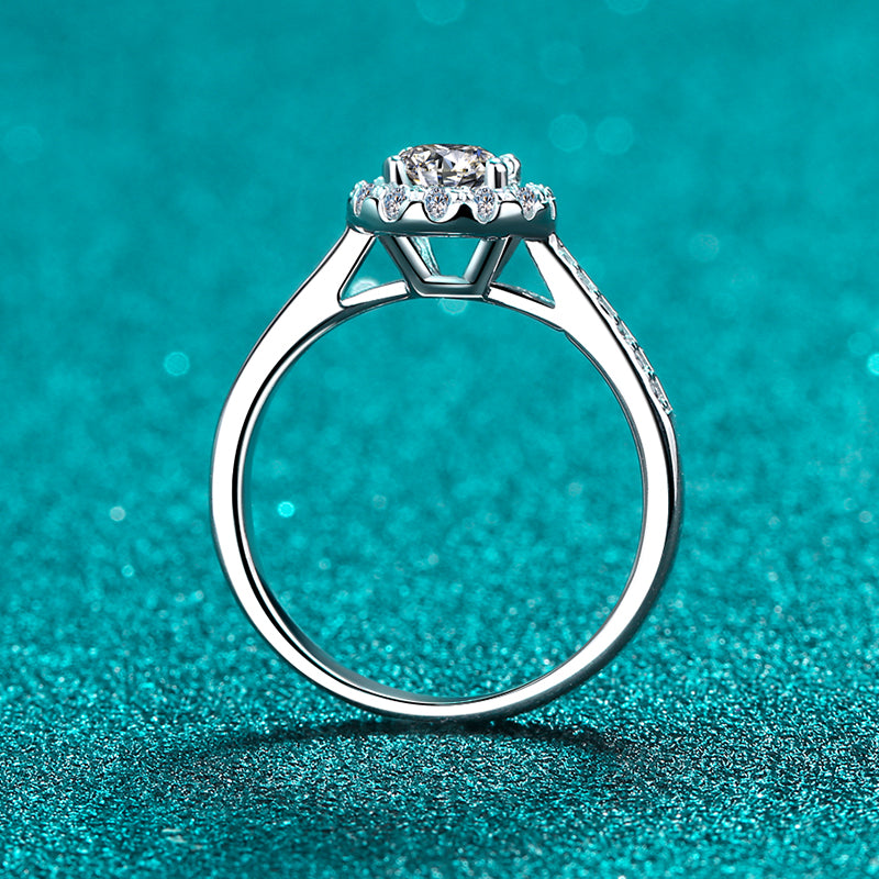 Verlobungsring mit Halo-Moissanit-Diamant im Rundschliff, Pavé-Fassung, 0,3/0,5/1/2 Karat, S925