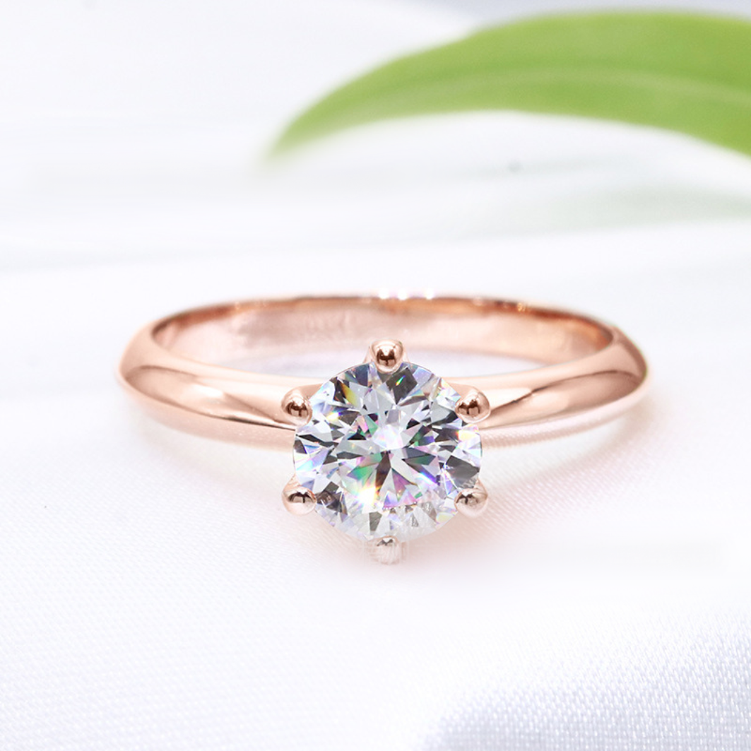 Roségold-Verlobungsring mit 6 Zinken und 1 Karat Moissanit-Diamant im Rundschliff, S925