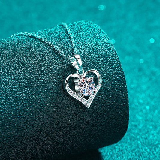 Pavé Heart Round Cut 1 Carat Moissanite S925 Pendant Necklace