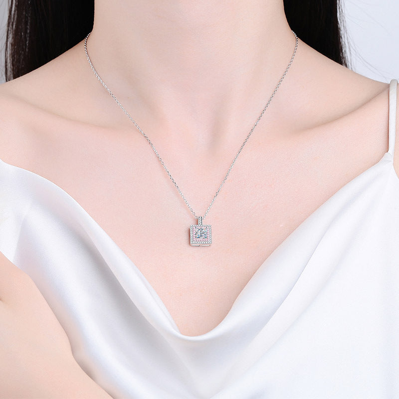 S925-Halskette mit rosa Doppel-Halo-Moissanit-Anhänger im Princess-Schliff, 1 Karat