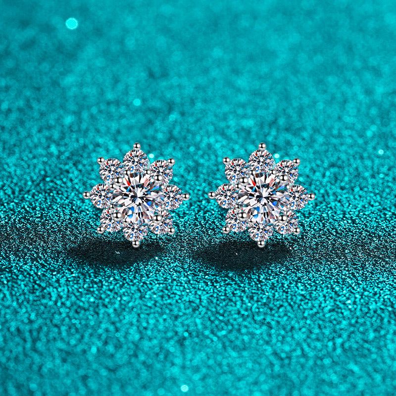 Blumen-Ohrstecker im Rundschliff, 0,3/0,5/1 Karat, Moissanit-Diamant S925