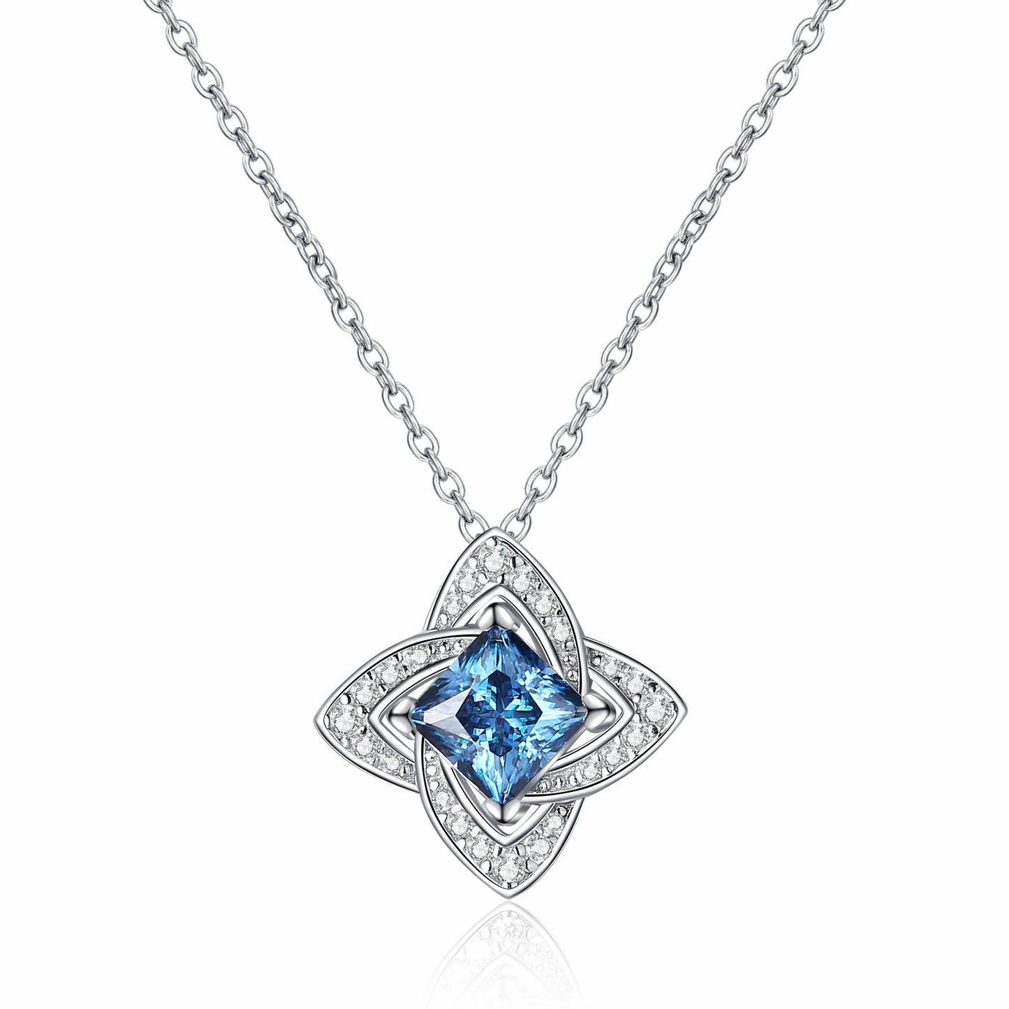 Blau/weiße vierblättrige 1-Karat-Moissanit-Halskette mit platiniertem S925-Pavé-Anhänger im Princess-Schliff