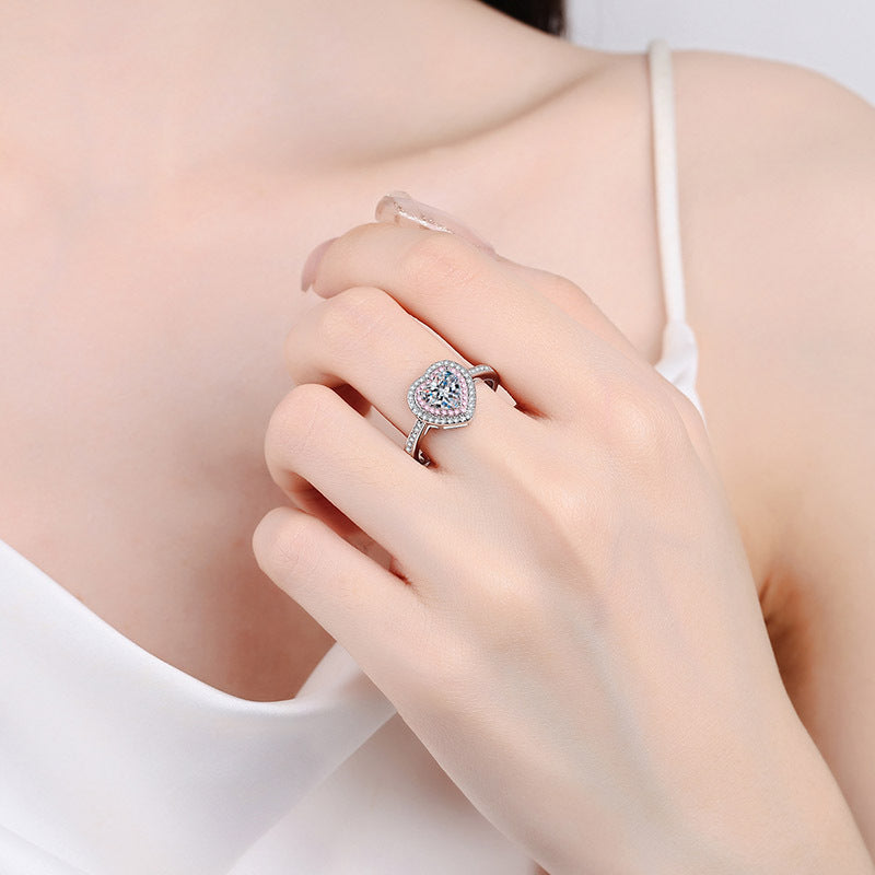 Herzförmiger Verlobungsring mit doppeltem Halo und 1 Karat Moissanit-Diamant aus S925 in Pavé-Fassung in Rosa