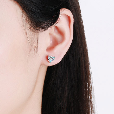 Venus Solitaire Heart-Shaped Moissanite Stud Earrings — Moisza