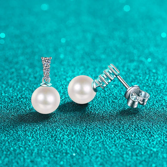 Tapered Triangle Freshwater Pearl Moissanite Stud Earrings – S925 Sterling Silver
