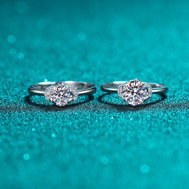 Engagement Ring, Promise Ring, Gift for Her, Gift for Girlfriend, girl, gift for lover, wife, Gift for Women, Gift for Mother, Mom, Mum, Valentine’s Day, Mother’s Day, Birthday, anniversary, graduation day, Posh Crown 0.5ct, 1ct Moissanite Diamond Ring S925 Sterling Silver, GRA Certificate, gift box
