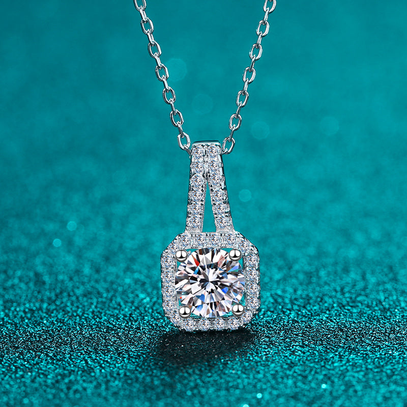 Square Halo 0.5/1/2ct Platinum Plated S925 Moissanite Diamond Pendant Necklace with Pave Bail, Gift for Her, Gift for Girlfriend, girl, Gift for Women, Gift for Mother, Mom, Mum, gift for wife, for lover, Birthday, Valentine’s Day, Mother’s Day, Graduation Day, Wedding, Bridal Necklace, Wedding Necklace, Wedding jewelry, Anniversary, Christmas Present, Gift, GRA Certificate, free gift box
