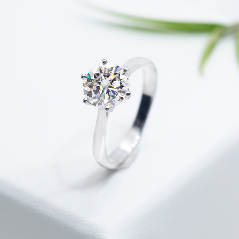 Round Solitaire Engagement Ring 0.5ct S925 White Gold Plated VVS White D Color Moissanite, Wedding Day, Gift for Her, Gift for Girlfriend, girl, Gift for Women, Gift for Mother, for wife, Valentine’s Day, Mother’s Day, Birthday, Jewelry Set, Necklace, Bracelet,