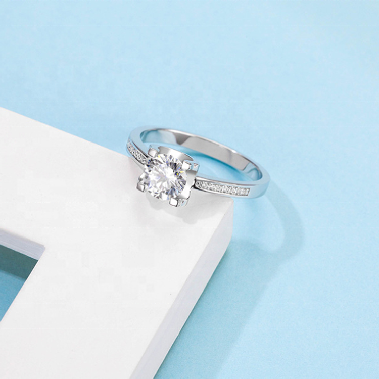Engagement Ring, Wedding Ring, Promise Ring, Gift for Her, Gift for Girlfriend, girl, Gift for Women, Gift for Mother, Mom, Mum, Valentine’s Day, Mother’s Day, Accent Stones 1ct Moissanite Diamond Ring S925 Sterling Silver with GRA Certificate with gift box
