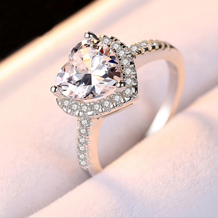 Gwen Stefani Heart shaped Halo ring, heart shape engagement ring, promise ring, wedding, gift for her, girl, girlfriend, for women, mother, mom, mum, for wife, lover, heart-shaped 2ct S925 Moissanite Diamond ring, Valentine’s Day, Mother’s Day, Birthday, anniversary, wedding jewelry, gift box, GRA certificate