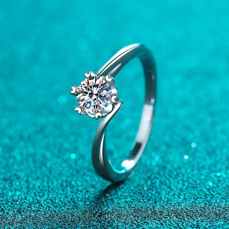 Round Brilliant Cut Rings — Helia