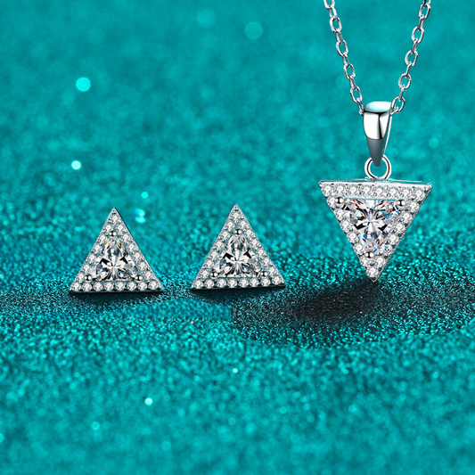 Conjunto de joyería S925 de 3 piezas de moissanita de 0,5/1 quilate con halo de talla trillón (pendientes y collar) 