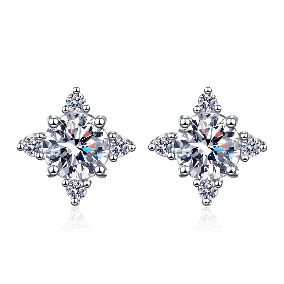 Helia Four-Leaf Clover Round Moissanite Stud Earrings — Moisza
