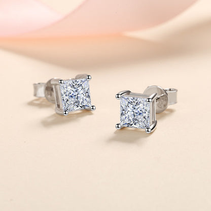 Princess Cut 0.6/1/2 Carat Moissanite Diamond S925 Stud Earrings