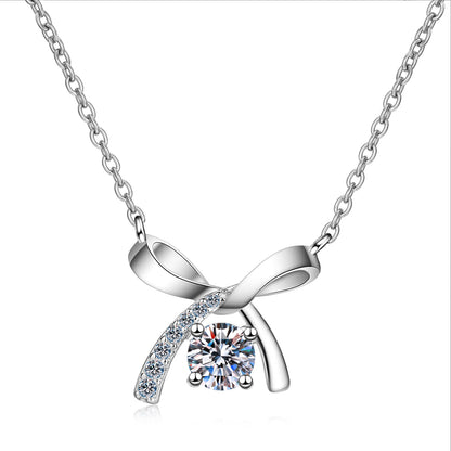 Ribbon Round Cut 0.5 Carat Moissanite Diamond S925 Pavé Pendant Necklace