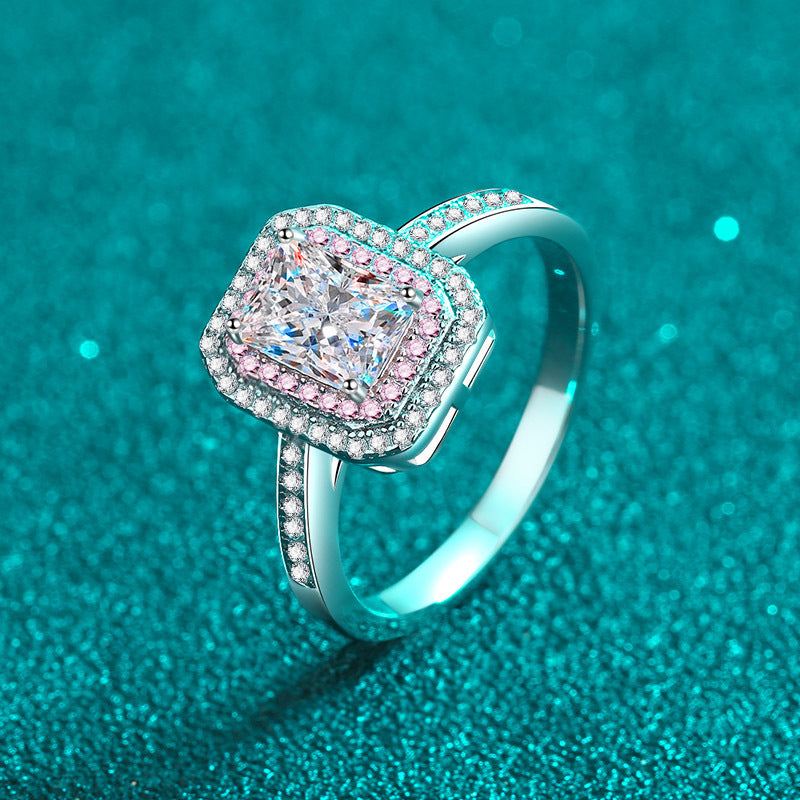 Anillo de compromiso S925 de diamante moissanita de 1 quilate con halo doble rosa pavé de talla esmeralda/radiante 