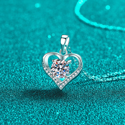 Pavé Heart Round Cut 1 Carat Moissanite S925 Pendant Necklace