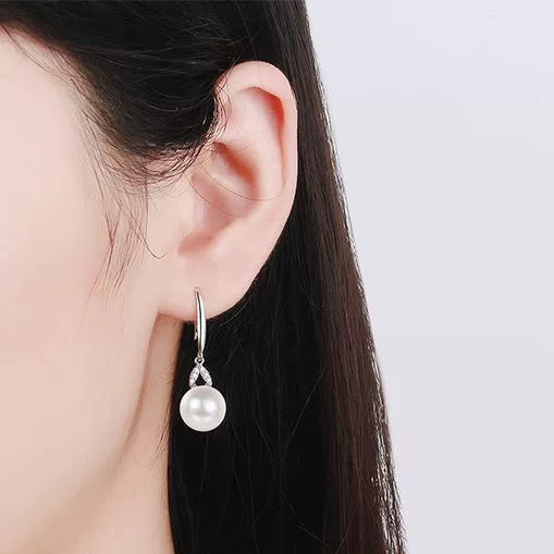 Phoebe Leaf Pearl & Moissanite Hook Earrings — Moisza