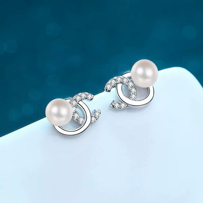 Phoebe Interlocking Circle Pearl & Moissanite Stud Earrings — Moisza