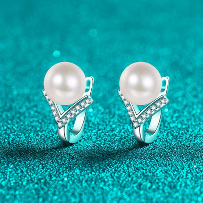 Phoebe V Pavé Pearl & Moissanite Huggie Earrings — Moisza