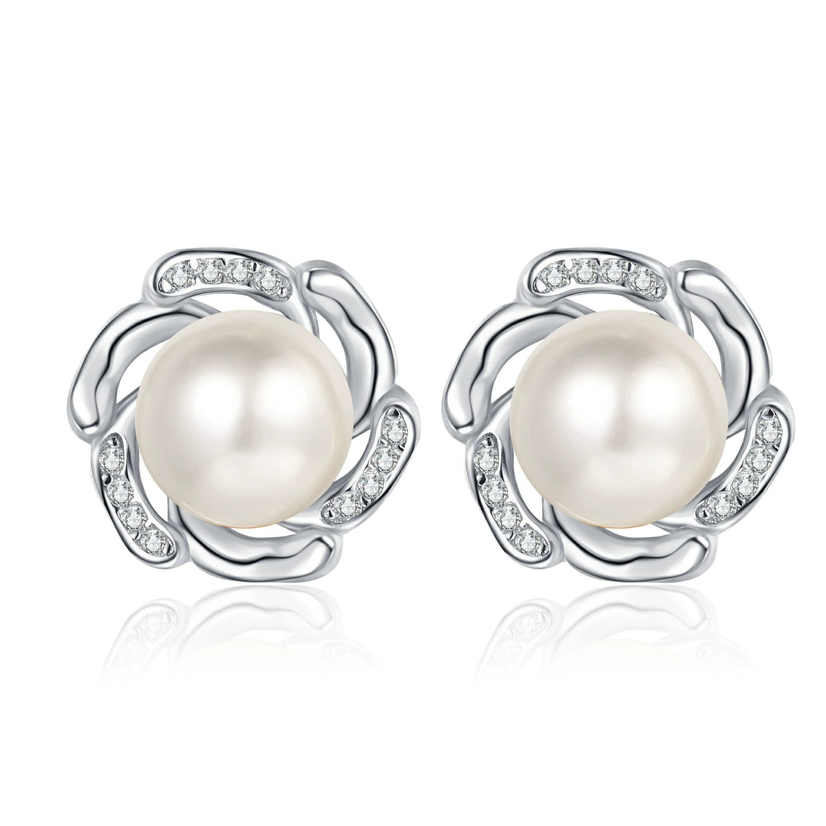 Phoebe Swirl Pavé Pearl & Moissanite Stud Earrings — Moisza