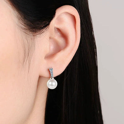Phoebe Tapered Pavé Pearl & Moissanite Drop Stud Earrings — Moisza