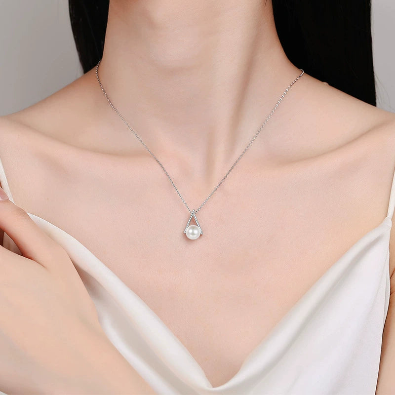 Phoebe Geometric V Pearl & Moissanite Necklace — Moisza