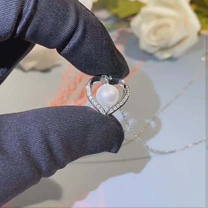 Heart Pearl Moissanite Pendant Necklace in S925 Sterling Silver