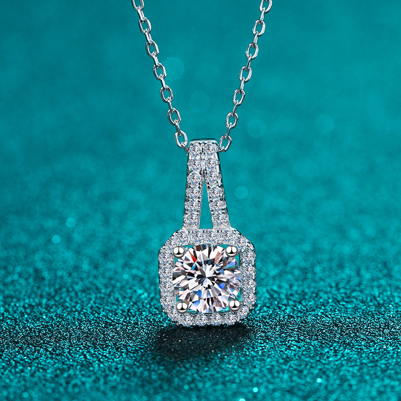 Square Halo 0.5/1/2ct Platinum Plated S925 Moissanite Diamond Pendant Necklace with Pave Bail, Gift for Her, Gift for Girlfriend, girl, Gift for Women, Gift for Mother, Mom, Mum, gift for wife, for lover, Birthday, Valentine’s Day, Mother’s Day, Graduation Day, Wedding, Bridal Necklace, Wedding Necklace, Wedding jewelry, Anniversary, Christmas Present, Gift, GRA Certificate, free gift box 