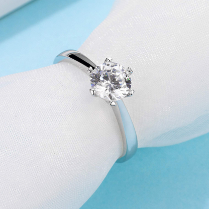 Engagement Ring, Wedding Ring, Promise Ring, Gift for Her, Gift for Girlfriend, girl, Gift for Women, for lover, Gift for Mother, Mom, Mum, Graduation Day, Valentine’s Day, Mother’s Day, Birthday, Anniversary, heart-shape prongs 0.5 / 1ct Moissanite Diamond Ring S925 Sterling Silver, GRA Certificate, gift box