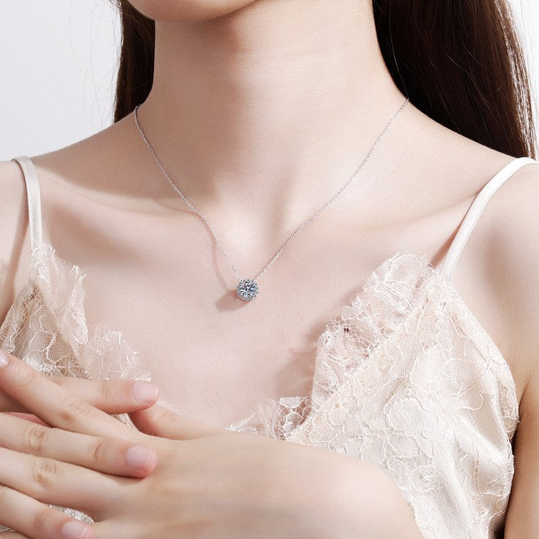 Helia Floral Halo Round 1 Carat Moissanite Necklace — Moisza