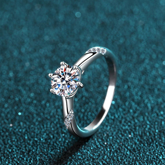 Helia Shoulders Decors Solitaire Round Moissanite Engagement Ring — Moisza