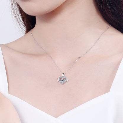 Helia Pavé Heart Round 0.5 Carat Moissanite Dancing Necklace — Moisza
