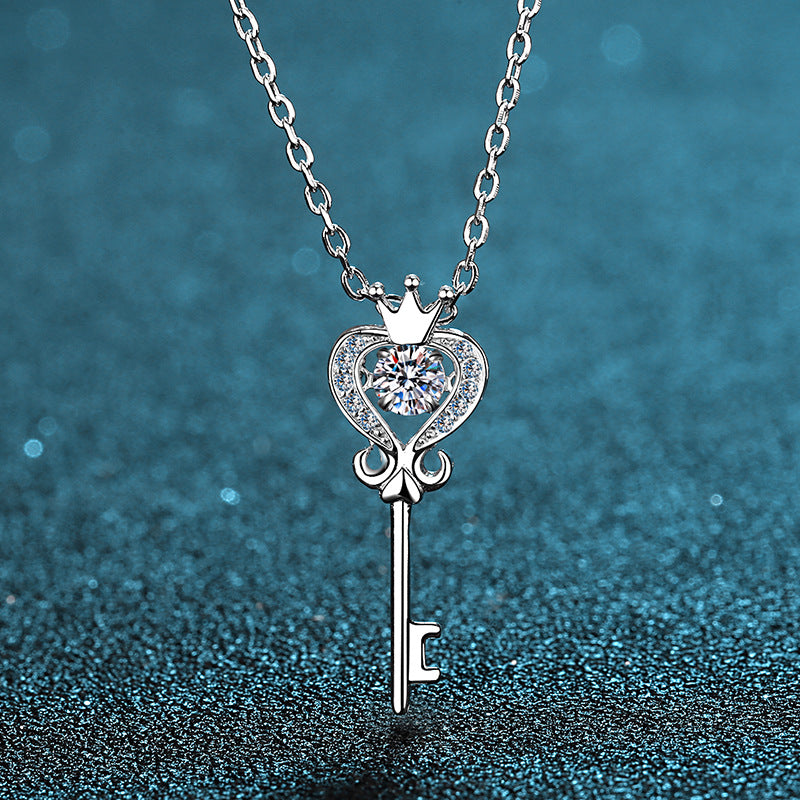 Helia Pavé Princess Key Round 0.3 Carat Moissanite Dancing Necklace — Moisza