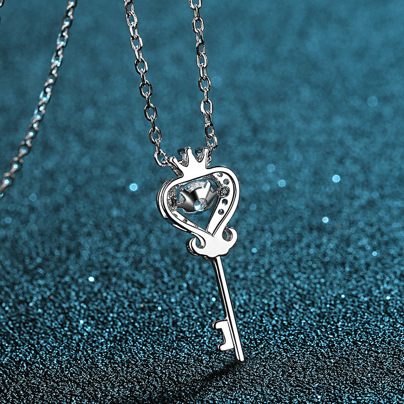 Helia Pavé Princess Key Round 0.3 Carat Moissanite Dancing Necklace — Moisza